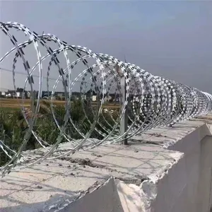 Hot-Dipped Galvanized Concertina Razor Barbed Wire for Secure Perimeter Fencing thumbnail-4
