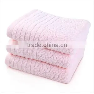 Factory Direct Sale 100% Cotton Jacquard Elegant Face Towel thumbnail-2