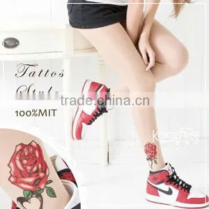 Beautiful Girl Sexy Shiny Trample Feet Pantyhose thumbnail-1