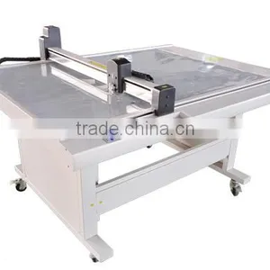 Footware Pattern Flatbed Cutting Plotter Shoes Pattern Cutter Garment Pattern Cutting Machine thumbnail-1