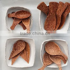 Coconut Wood Small Scoop, Set of Four thumbnail-4