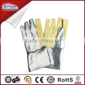 Electrician's Rubber Gloves thumbnail-1
