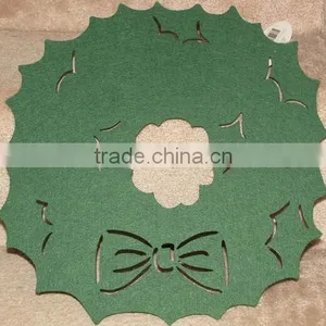 Felt Green Wreath Placemat - New thumbnail-1
