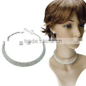Fashion Attractive Necklace n Earrings Wedding Jewelry Set Made of Zircon Rhinestone Jewelry Bridal Jewelry Set Factory OEM/ODM thumbnail-1