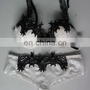 Lady's Wired Bra Set thumbnail-1