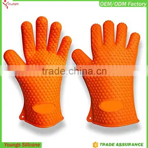 Silicone Oven Gloves With Fingers FDA Waterproof Glove BBQ Safety Glove thumbnail-4