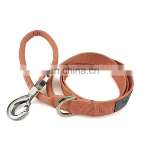 High Quality Simple and Comfortable Dog Rope Leash Dog Leash Nylon Outdoor Leash thumbnail-1