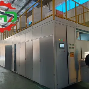 High-efficiency Continuous Sprinkler Cleaning Line of Turnover Box thumbnail-2