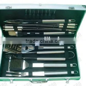 18 PCS Stainless Steel BBQ Tool Set With Aluminium Case thumbnail-1