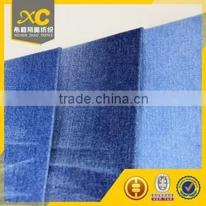 Woven 4.5 oz no Slub Cotton Poly Rolls of Denim Fabric for Man Jeans thumbnail-4