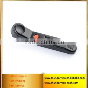 Newly Hand Held 100 Psi LCD Digital Tire Pressure Gauge for Testing Car thumbnail-1