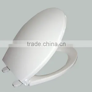 18'' Plastic Toilet Seat thumbnail-1
