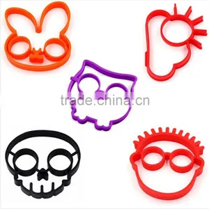 Funny Rabbit Shaped Silicone Fried Egg Mold thumbnail-2