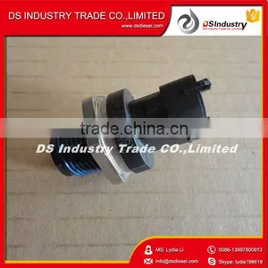 Original 0281002851 Common Rail Pressure Sensor thumbnail-1