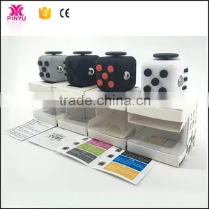 Bigger and Gift Box Pakcage 500pcs in Stock Mini Fidget Cube Toy for Playing thumbnail-1