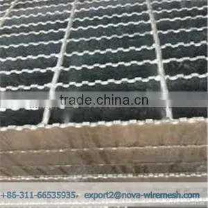 Factory Price Anti - Slip Serrated Steel Grating thumbnail-2