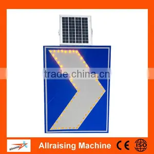 Cheap Aluminium Solar LED Road Sign thumbnail-2
