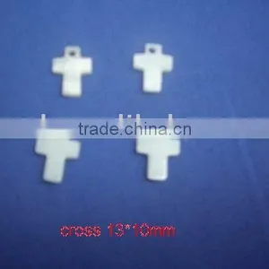 Shell Cross Pendant thumbnail-1