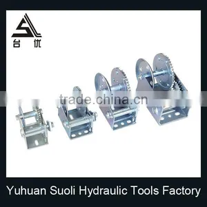 Manufacturing 1200lbs Galvanized Manual Jeep Winch With Strap thumbnail-5
