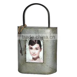 Metal Lock Photo Picture Frame Wholesale thumbnail-1