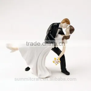 Resin Sweet Couple Cake Topper Wedding thumbnail-1