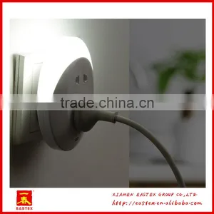 Intelligent Light Control Nightlight With Socket thumbnail-4