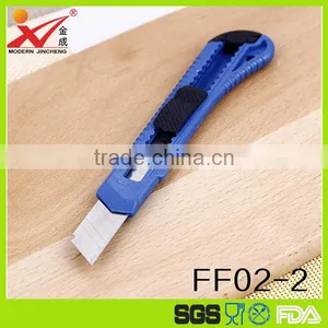 2017 Hot Sale Auto Retractable Safety Cutter Knife thumbnail-1