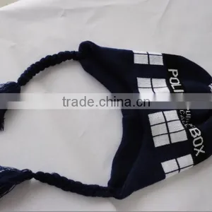 Doctor Who TARDIS Design Warm Knitted Hat thumbnail-1