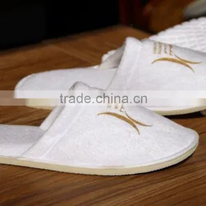 Disposable White Nap Cloth Spa Hotel Slippers thumbnail-3