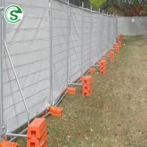 Galvanized Iron Welded Mesh Australia/Canada Powder Coated Temporary Road Fence Barrier thumbnail-1