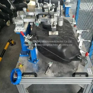 6 Layers Car Fuel Tanks Blow Molding Machine thumbnail-3