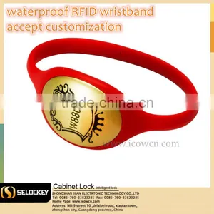 IC Card Silica Gel Bracelet for Hotels, Gym House, Etc thumbnail-1
