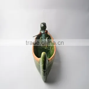 Personalized Ceramic Frog With Boat Shape thumbnail-3