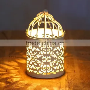 Indoor Outdoor Garden /Decorative Classic Metal Candle Lantern Candy Can be Held in thumbnail-6