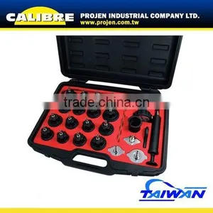 CALIBRE Car Universal Radiator Pressure Test Kit Leakage Test thumbnail-1