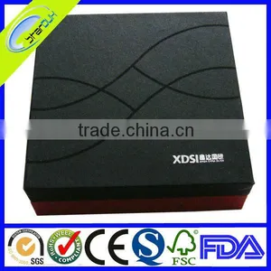 Small Paper Gift Box With Design thumbnail-1