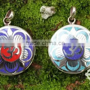 Flower Pendant thumbnail-1