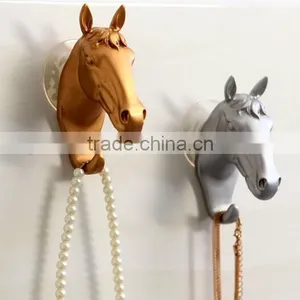Wholesale Stock Horse Shaped Resin Decorate Sucker Wall Hook thumbnail-2