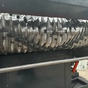Wood Pallet Crusher Single Shaft Crushing Shredder thumbnail-5
