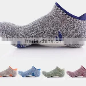Wholesale Men Cotton Anti-Slip Sports Socks thumbnail-1