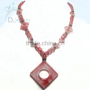 Cheery Quartz Beads Necklace With Square Pendent thumbnail-1