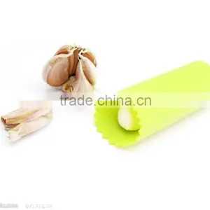 KT-011 Kitchen Use 100% Food Grade Silicone Garlic Peeler thumbnail-2