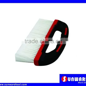 EZ-GRIPTM Soft Grip Handle Wallpaper Hanging Brush thumbnail-1