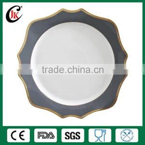 Elegant Rimmed Gold Ceramic Charger Plate for Wedding thumbnail-4