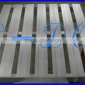 Heavy Duty Industrial Steel Flat Pallets Supplier thumbnail-1