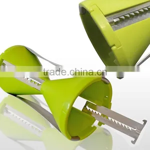 4-Blade Spiral Vegetable Slicer thumbnail-4