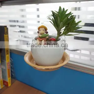 Reuseable and Removeable Wall Mounted Flower Pot Holder thumbnail-3
