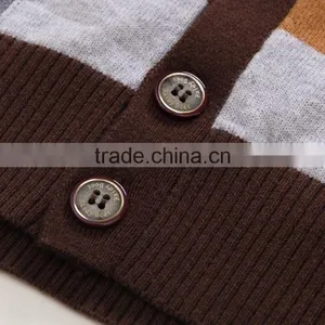 100% Fine Wool Men's Brown Pattern Knitwear Cardigan thumbnail-5