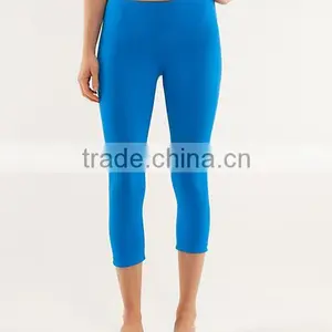 88% Nylon +12% Spandex Yoga Capri thumbnail-1
