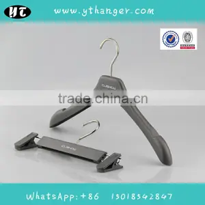 HA6846 Gray Rubber Coated Hanger Plastic Antislip Coat Hanger thumbnail-1